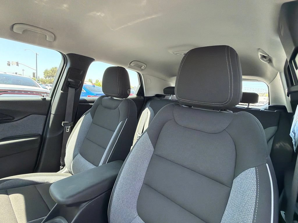 Used 2023 Chevrolet TrailBlazer LS FWD image 21