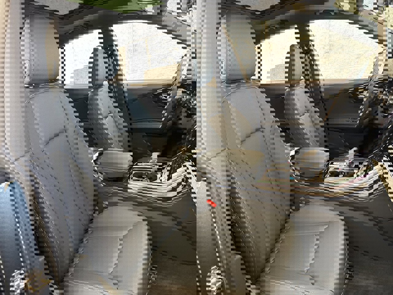 New 2025 Audi Q8 Premium Plus image 51