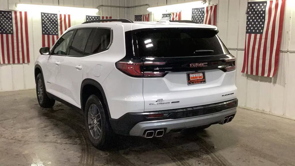 Used 2025 GMC Acadia Elevation AWD/4WD image 4
