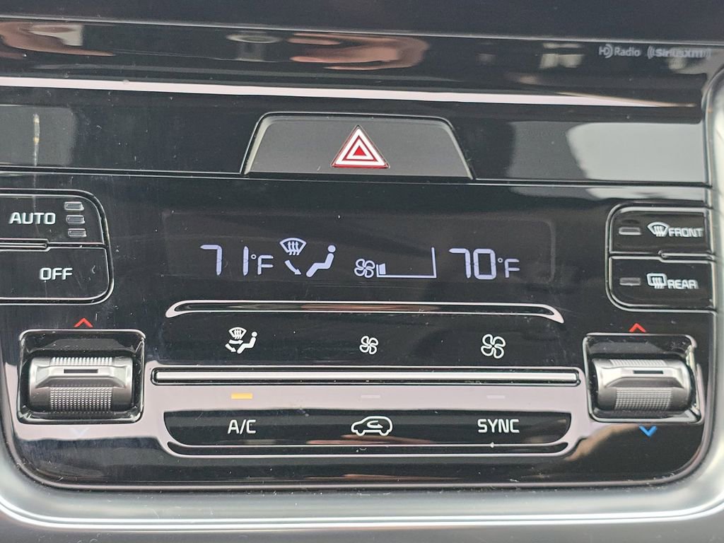 Used 2022 Kia Sorento SX image 31