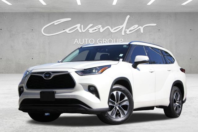 Used 2021 Toyota Highlander XLE