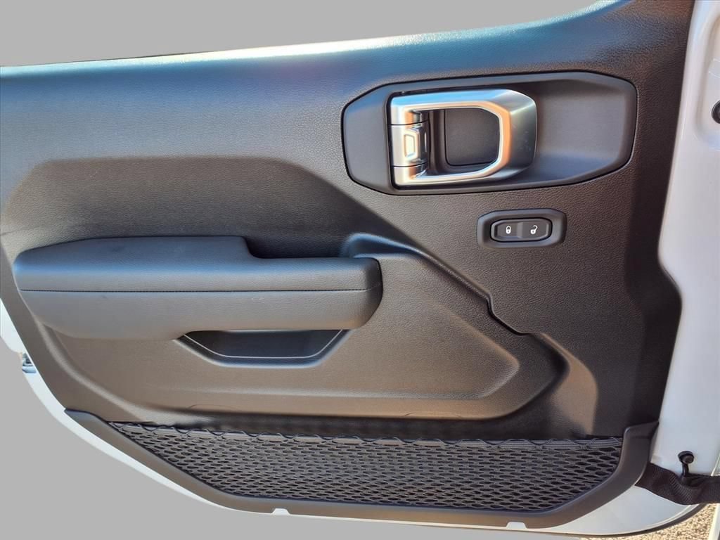 New 2026 Jeep Gladiator Sport AWD/4WD image 15