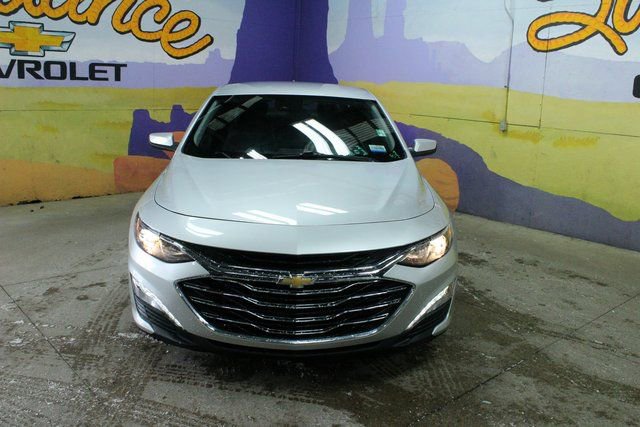 Used 2021 Chevrolet Malibu LT FWD image 6