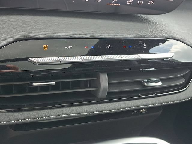 New 2026 Buick Enclave Sport Touring w/ Power Package AWD/4WD image 15