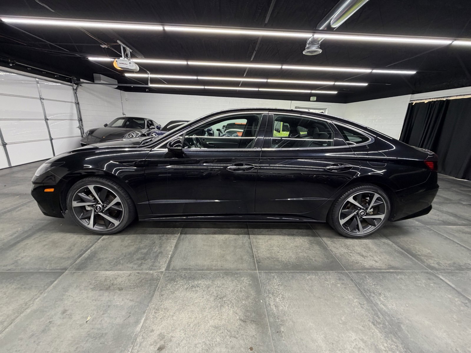 Used 2023 Hyundai Sonata SEL Plus image 3