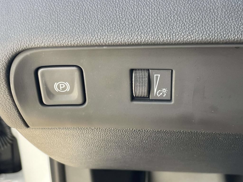 Used 2024 Buick Enclave Essence w/ Sport Touring Edition AWD/4WD image 20
