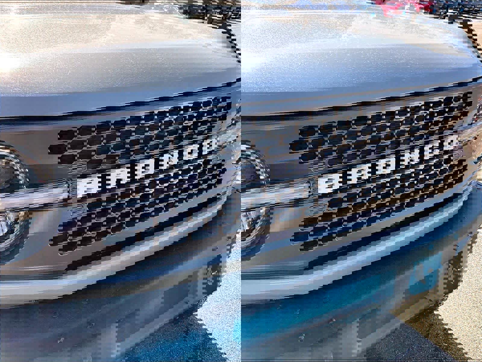 Used 2023 Ford Bronco Badlands image 32