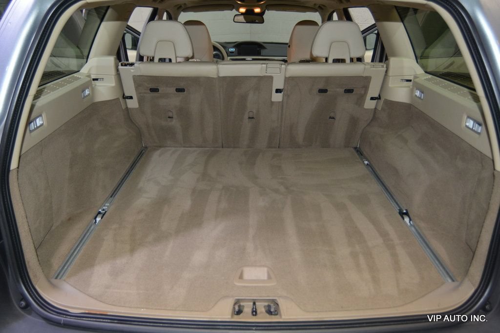 Used 2012 Volvo XC70 3.2 FWD image 32