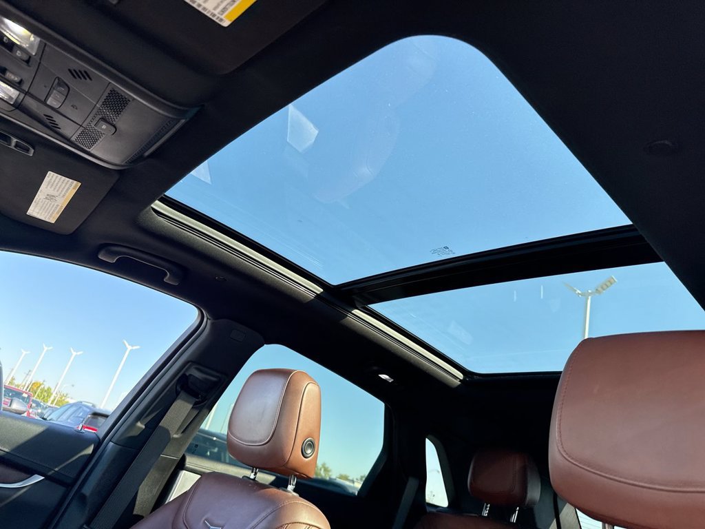 Used 2021 Cadillac XT5 Premium Luxury w/ LPO, Premium Carpet Package AWD/4WD image 22