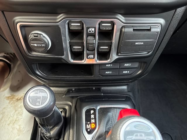 Used 2022 Jeep Gladiator Sport AWD/4WD image 17