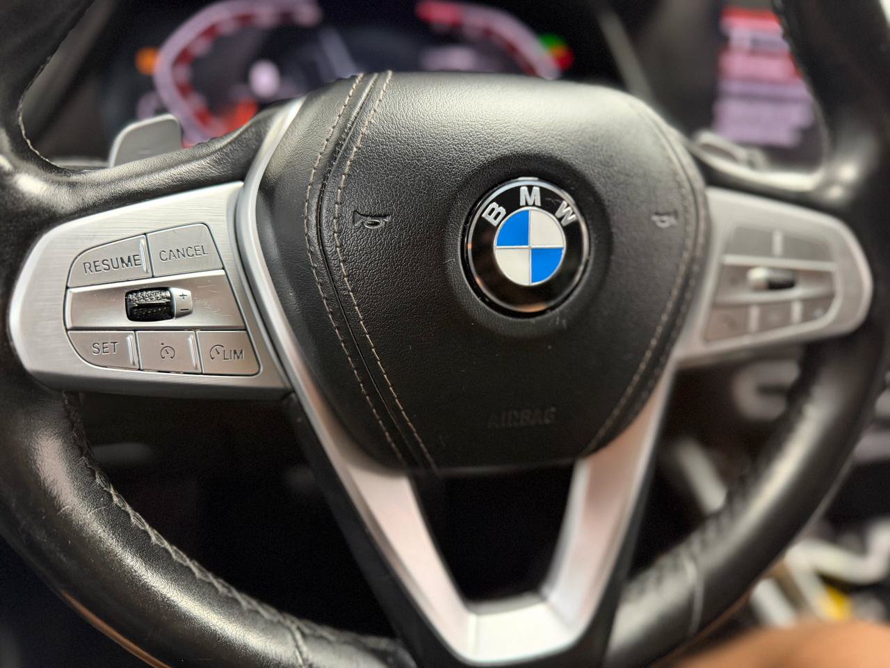 Used 2020 BMW X7 xDrive40i w/ Parking Assistance Package AWD/4WD image 18