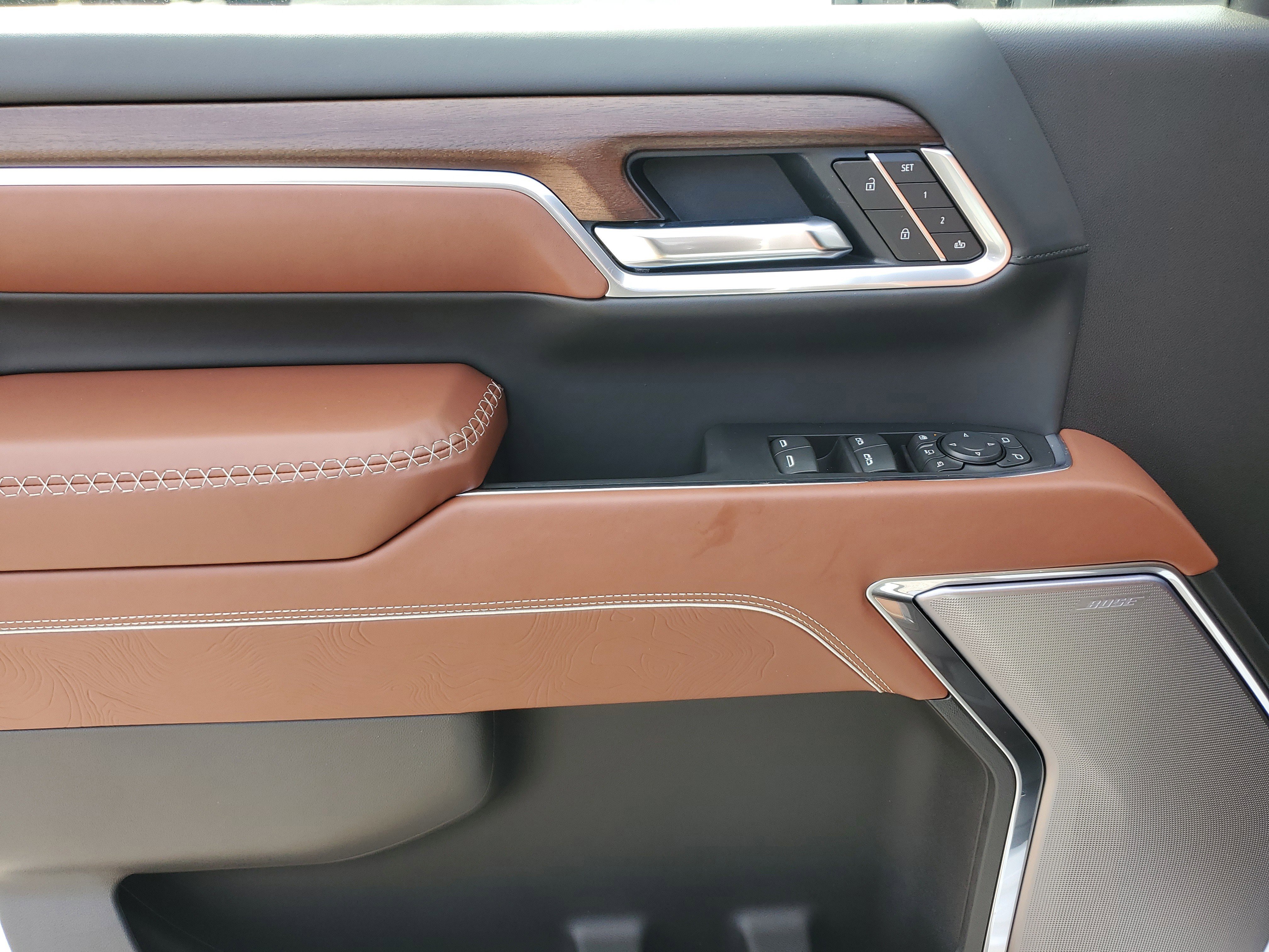 New 2025 GMC Sierra 2500 Denali Ultimate w/ Max Trailering Package image 19