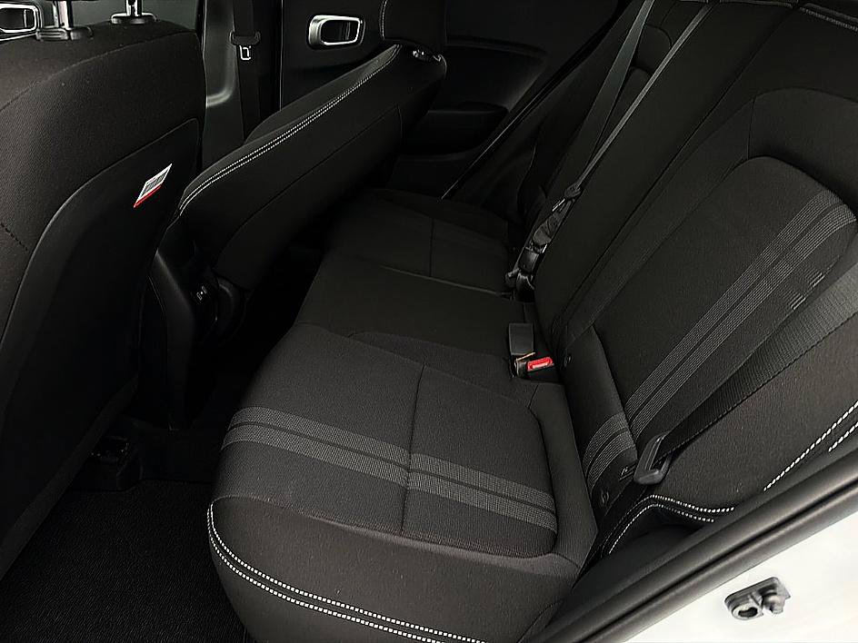 New 2026 Hyundai Venue SEL FWD image 8