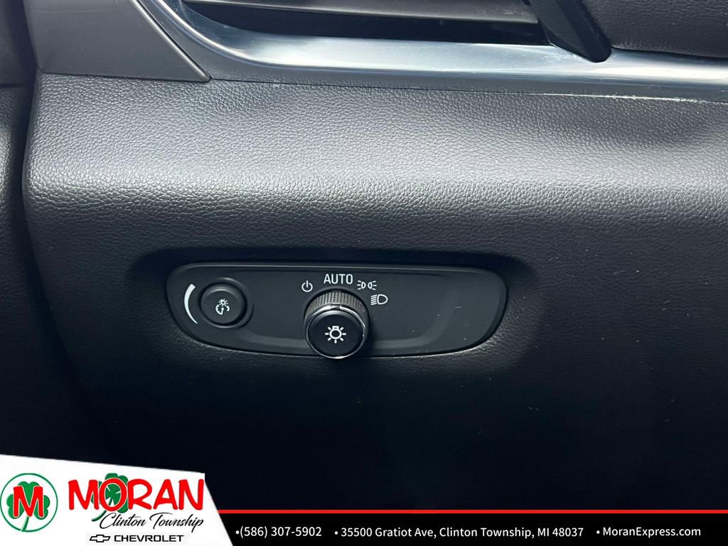 Certified 2023 Chevrolet Traverse LT w/ LT Premium Package image 28