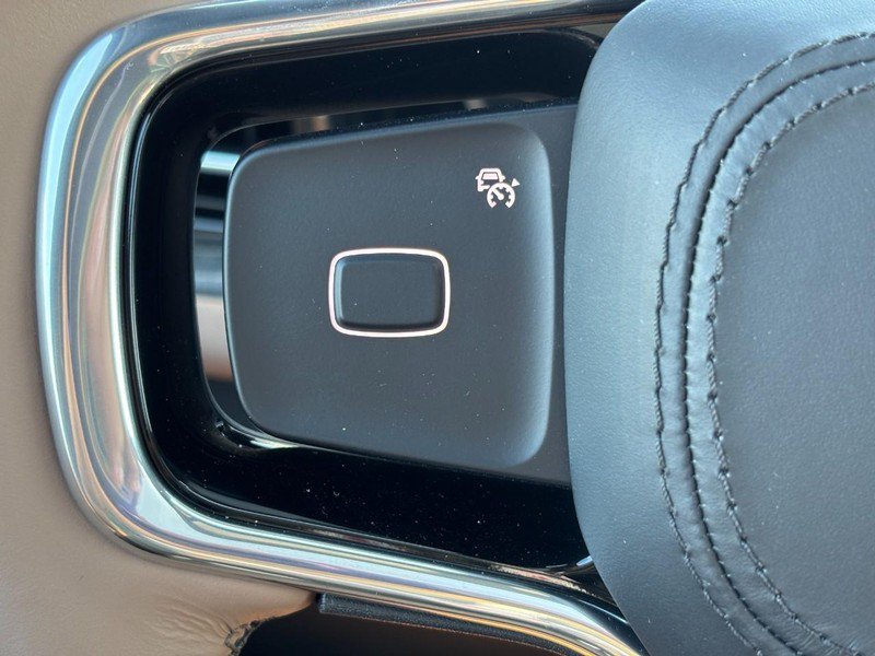New 2026 Lincoln Navigator L Black Label AWD/4WD image 16