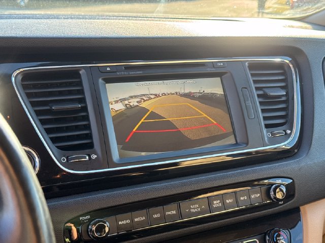 Used 2016 Kia Sedona SX Limited FWD image 28