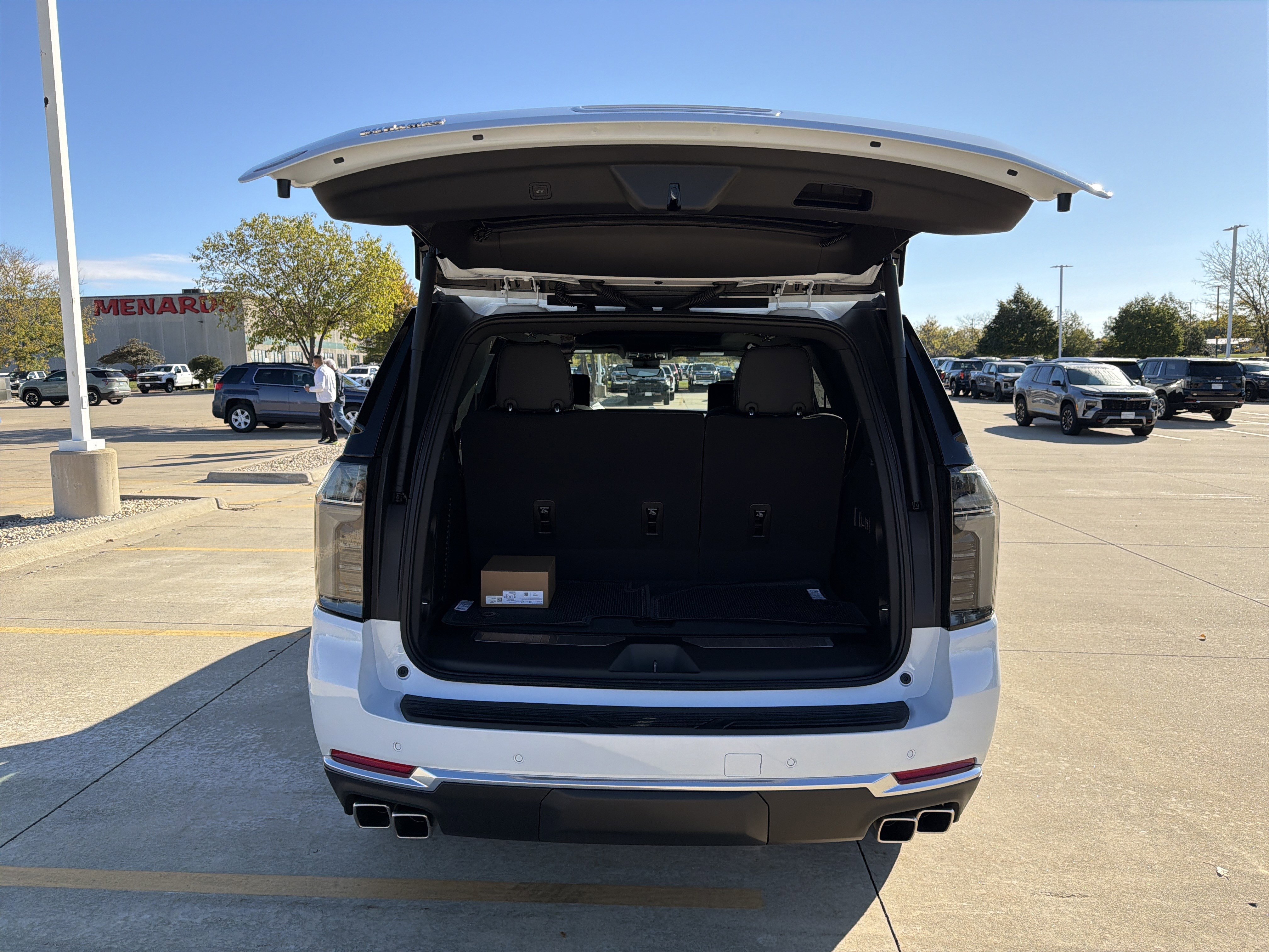 New 2026 Chevrolet Tahoe High Country image 7