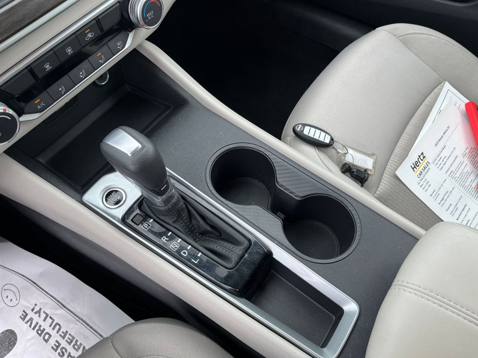 Used 2025 Nissan Altima 2.5 SV image 46