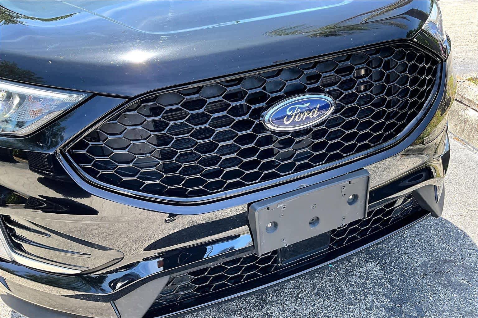 Used 2022 Ford Edge ST-Line w/ Class II Trailer Tow Package AWD/4WD image 30