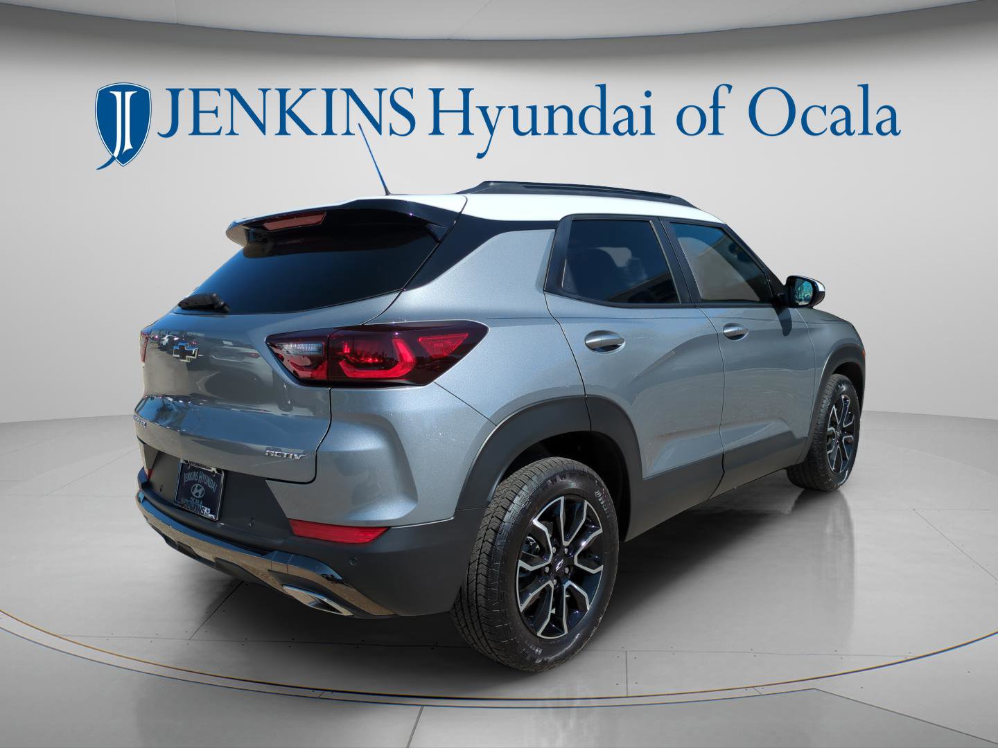 Used 2025 Chevrolet TrailBlazer ACTIV w/ Driver Confidence Package image 8