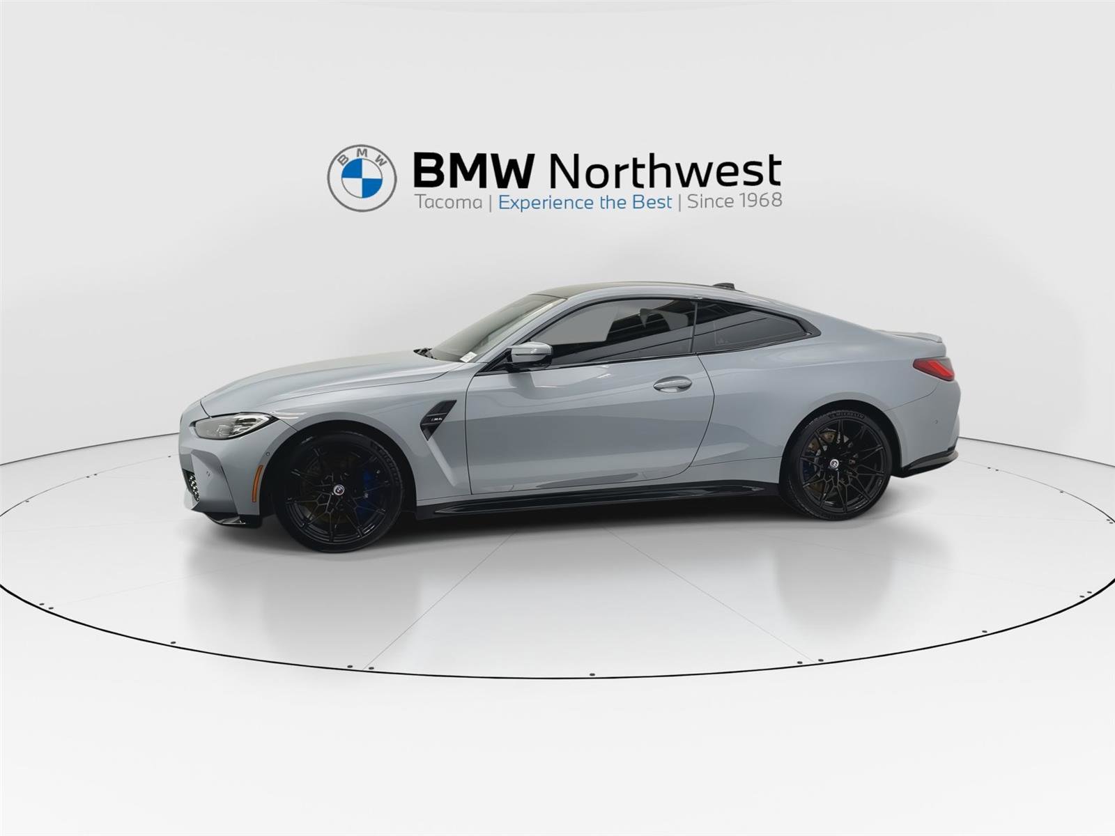 Used 2023 BMW M4 Coupe w/ Executive Package image 10