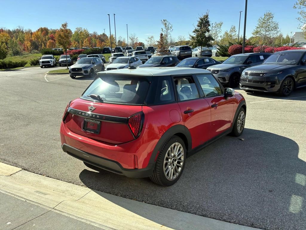 Certified 2025 MINI Cooper S image 7