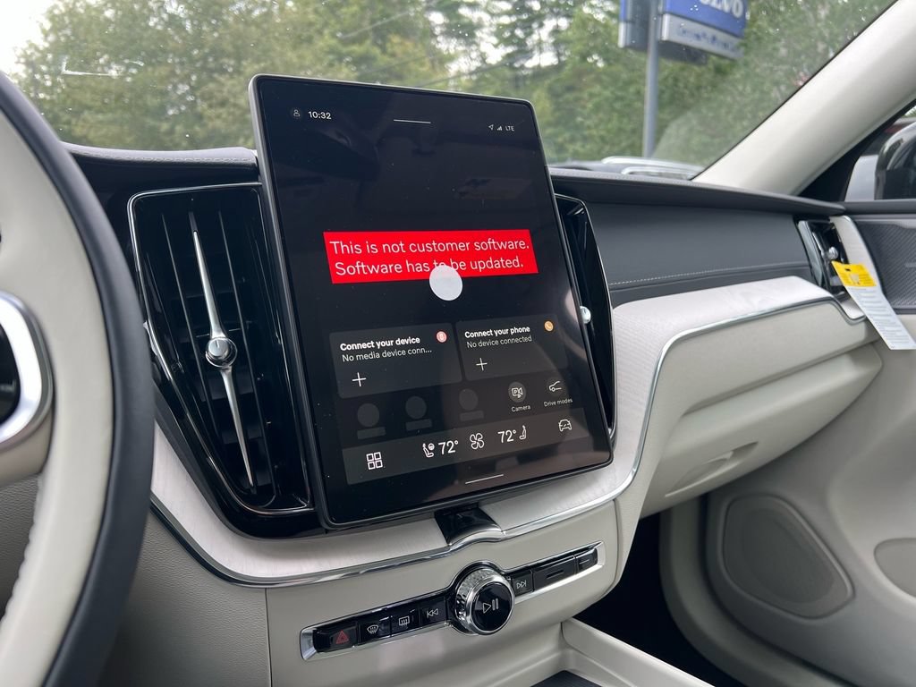 New 2027 Volvo XC60 B5 Ultra AWD/4WD image 15