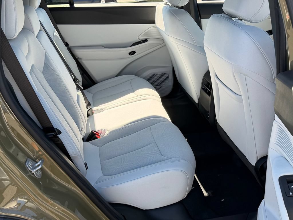 New 2026 Jeep Cherokee Laredo AWD/4WD image 17