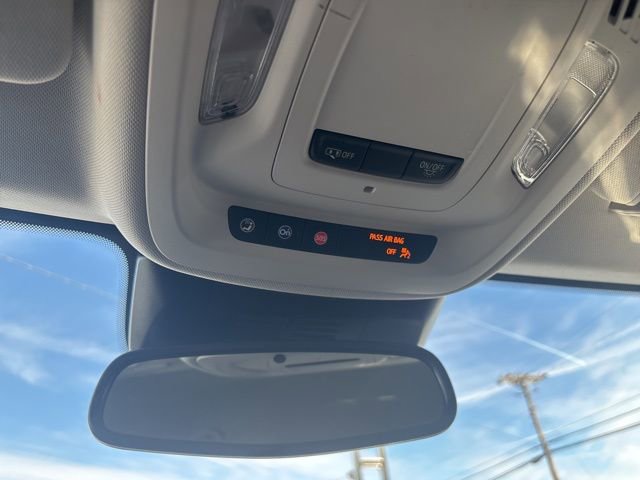 Used 2025 Buick Envision Preferred image 43