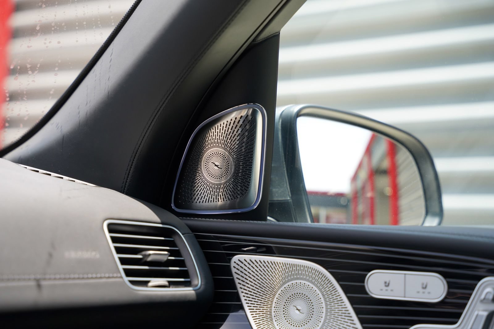 Used 2021 Mercedes-Benz Maybach GLS 600 4MATIC image 24