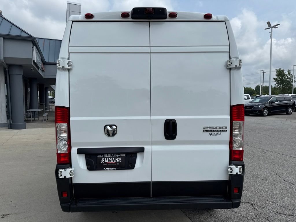 Used 2025 RAM ProMaster 2500 w/ Convenience Group FWD image 6