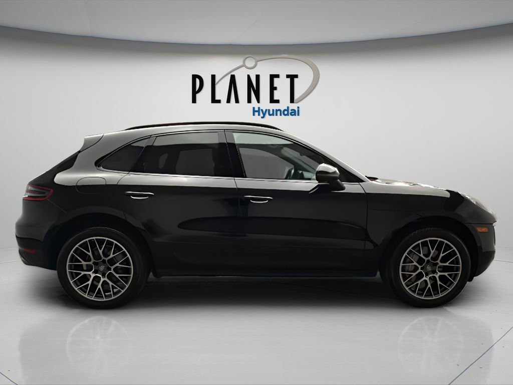 Used 2018 Porsche Macan S image 8