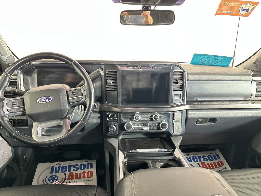 Used 2023 Ford F350 Lariat w/ Chrome Package image 27