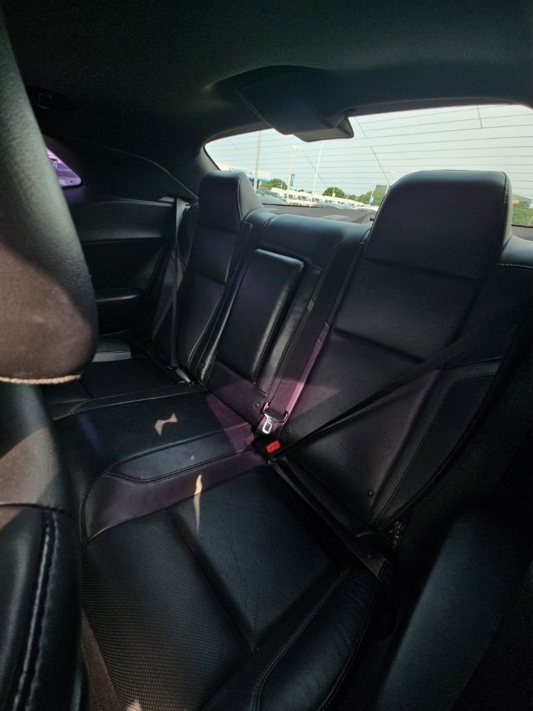 Used 2016 Dodge Challenger SXT Plus RWD image 18