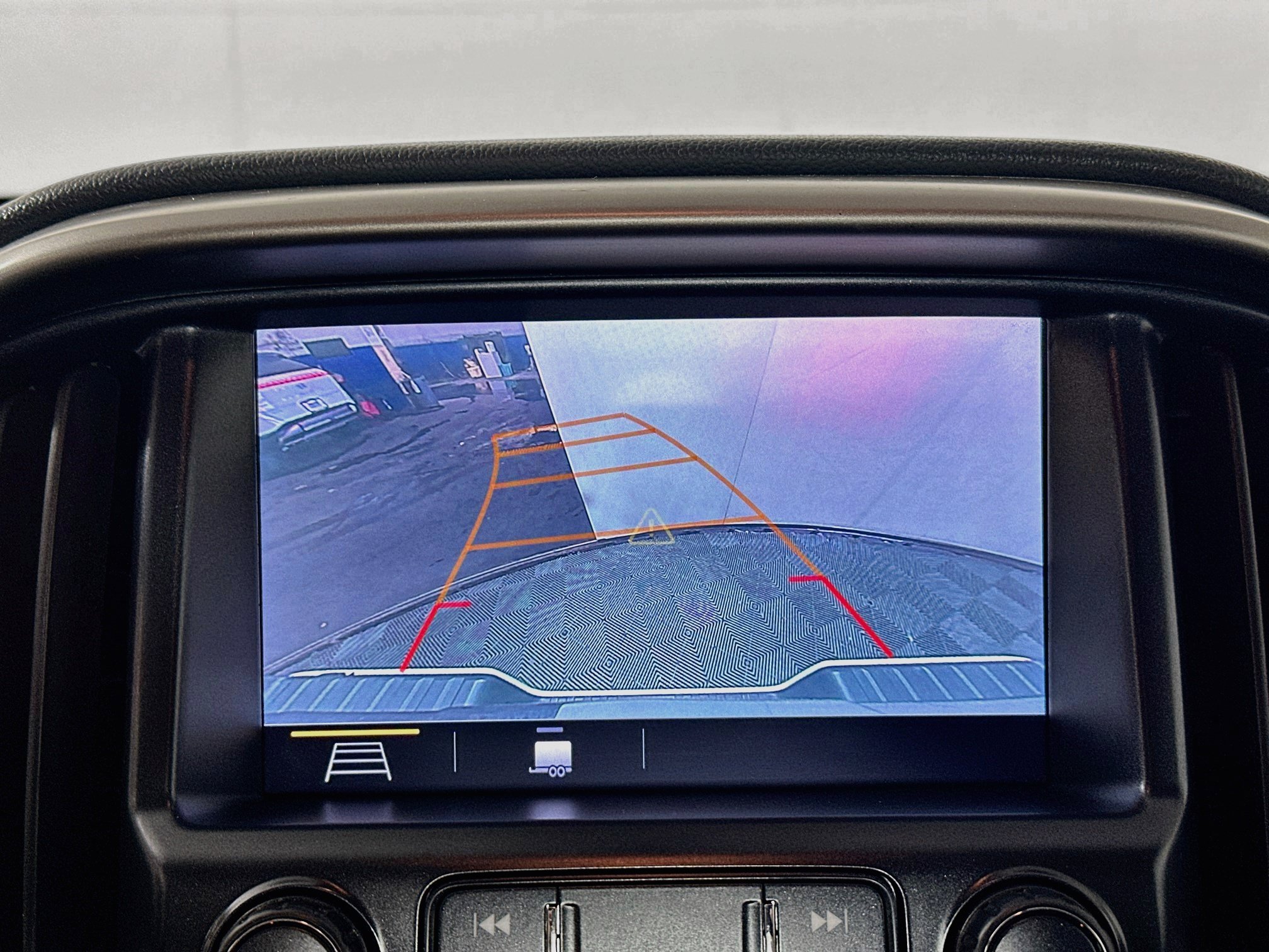 Used 2020 Chevrolet Colorado Z71 AWD/4WD image 13