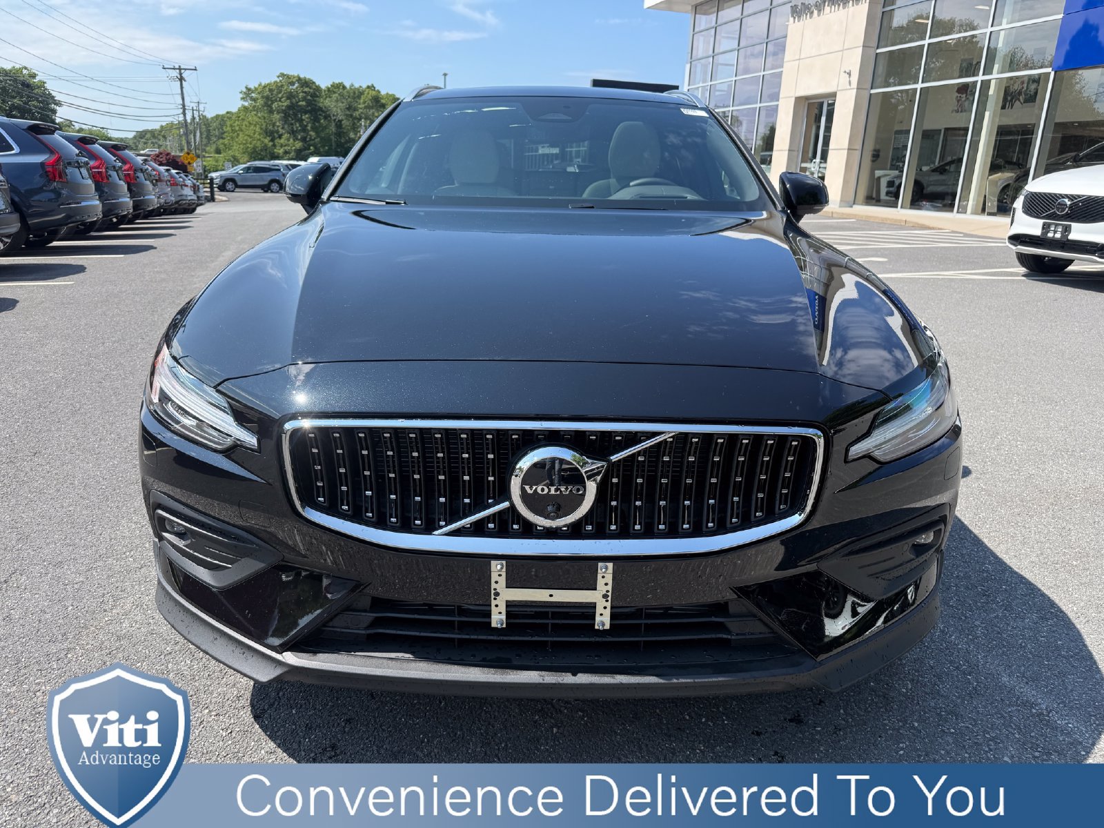 New 2026 Volvo V60 B5 Cross Country Ultra w/ Protection Package Premier AWD/4WD image 3
