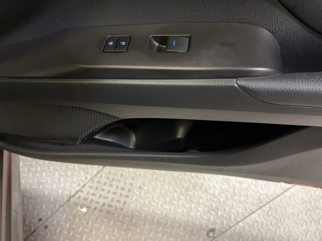 Used 2024 Toyota Camry SE AWD/4WD image 53