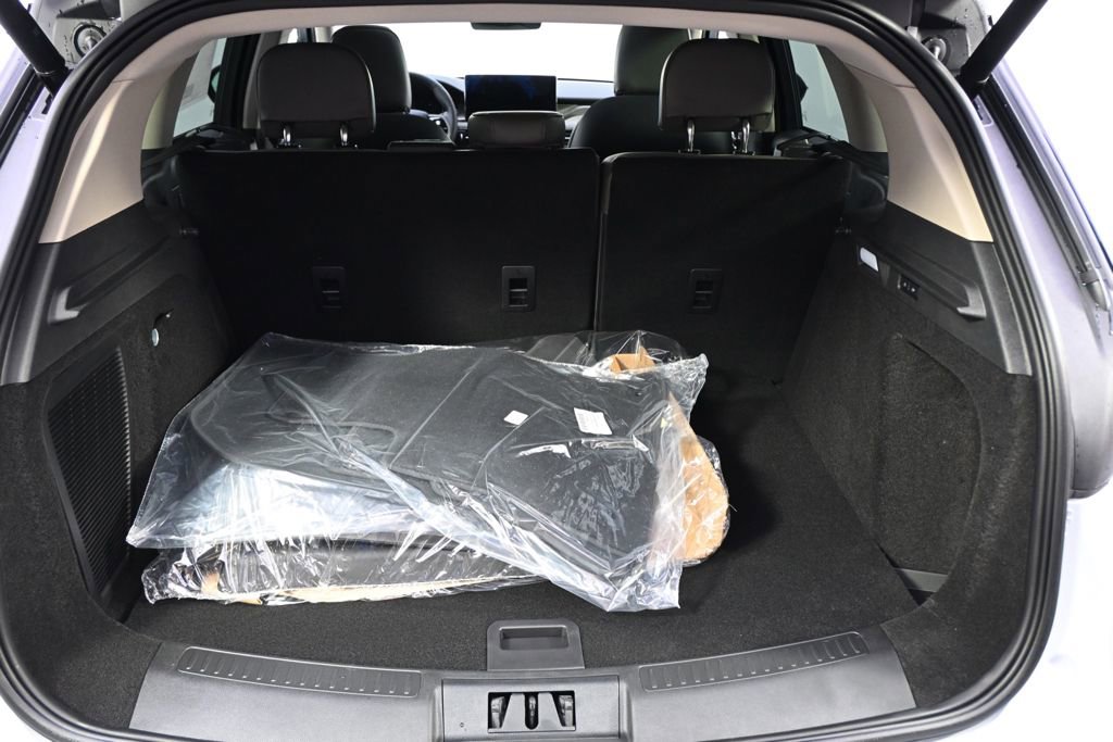 New 2026 Lincoln Corsair Reserve w/ Jet Appearance Package image 19