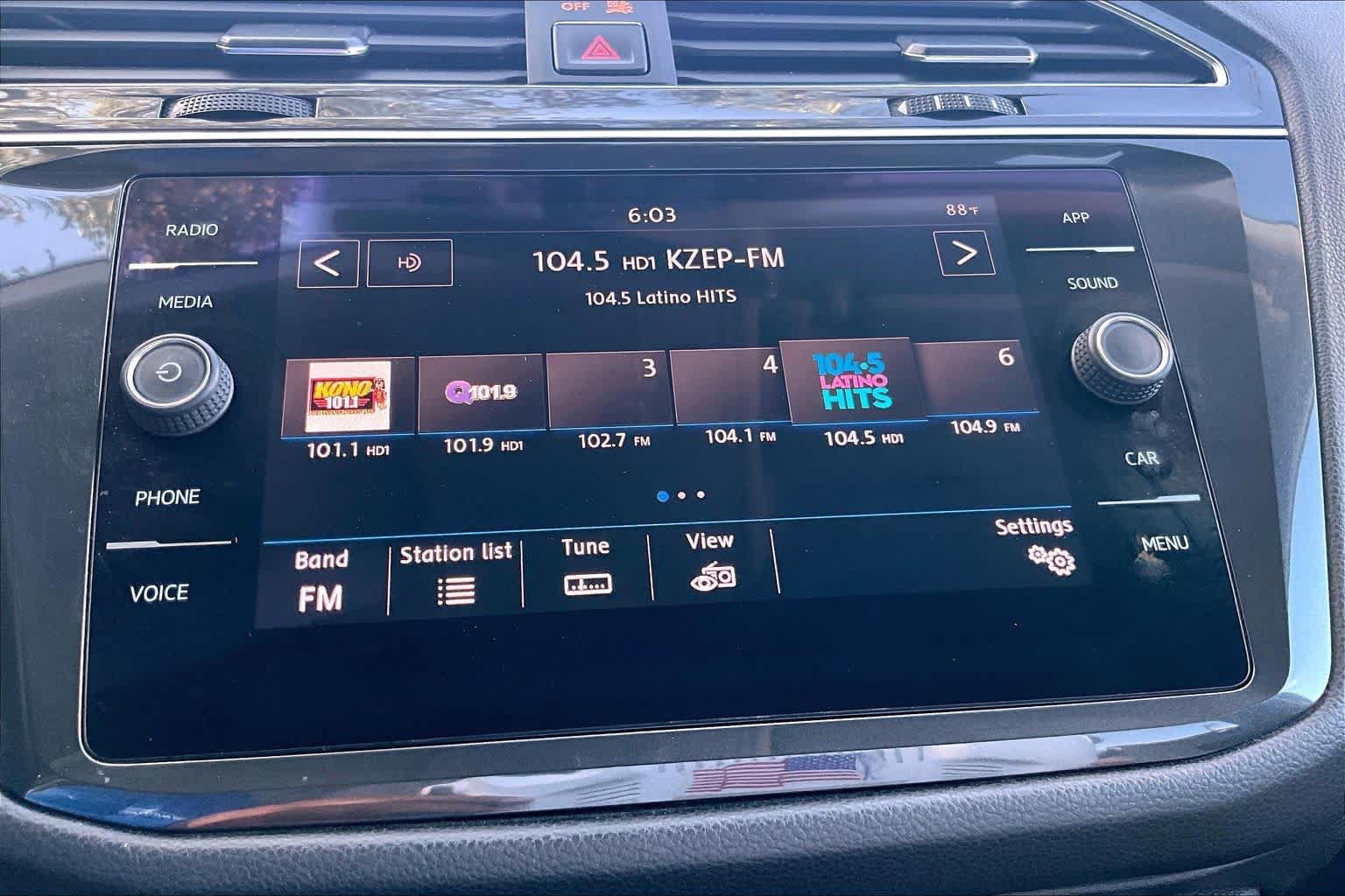 Used 2018 Volkswagen Tiguan SE FWD image 37