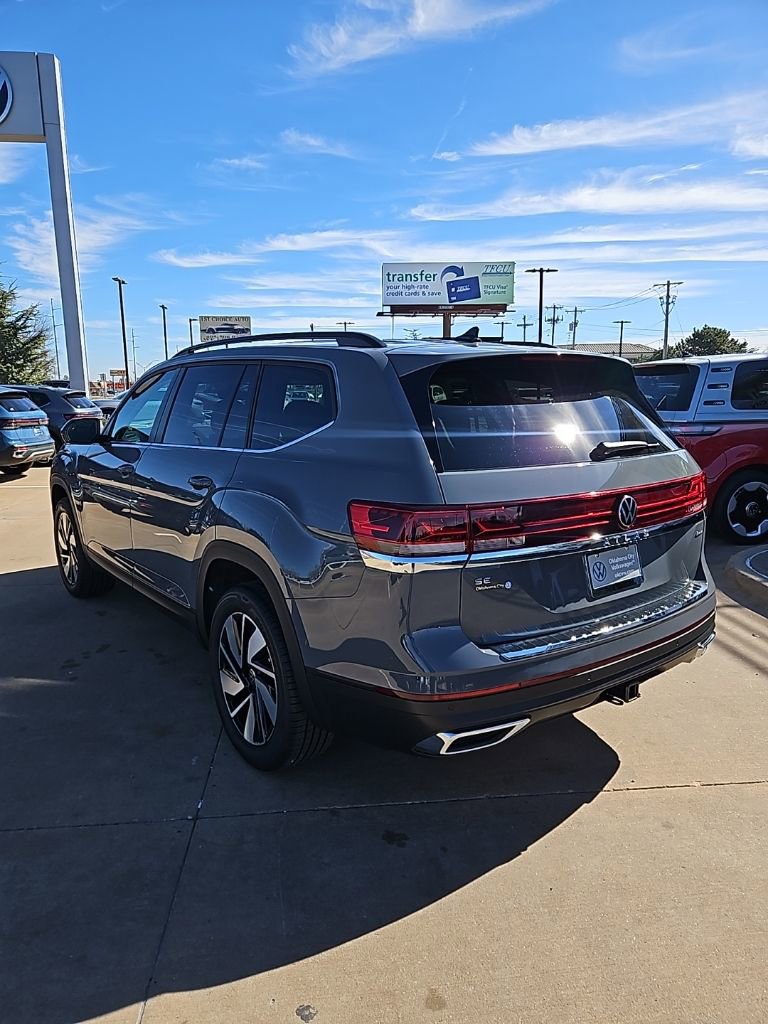New 2026 Volkswagen Atlas SE image 7