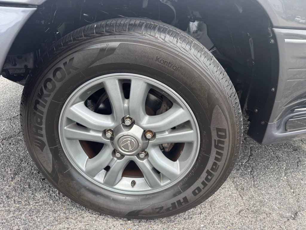 Used 2003 Lexus LX 470 4WD image 20