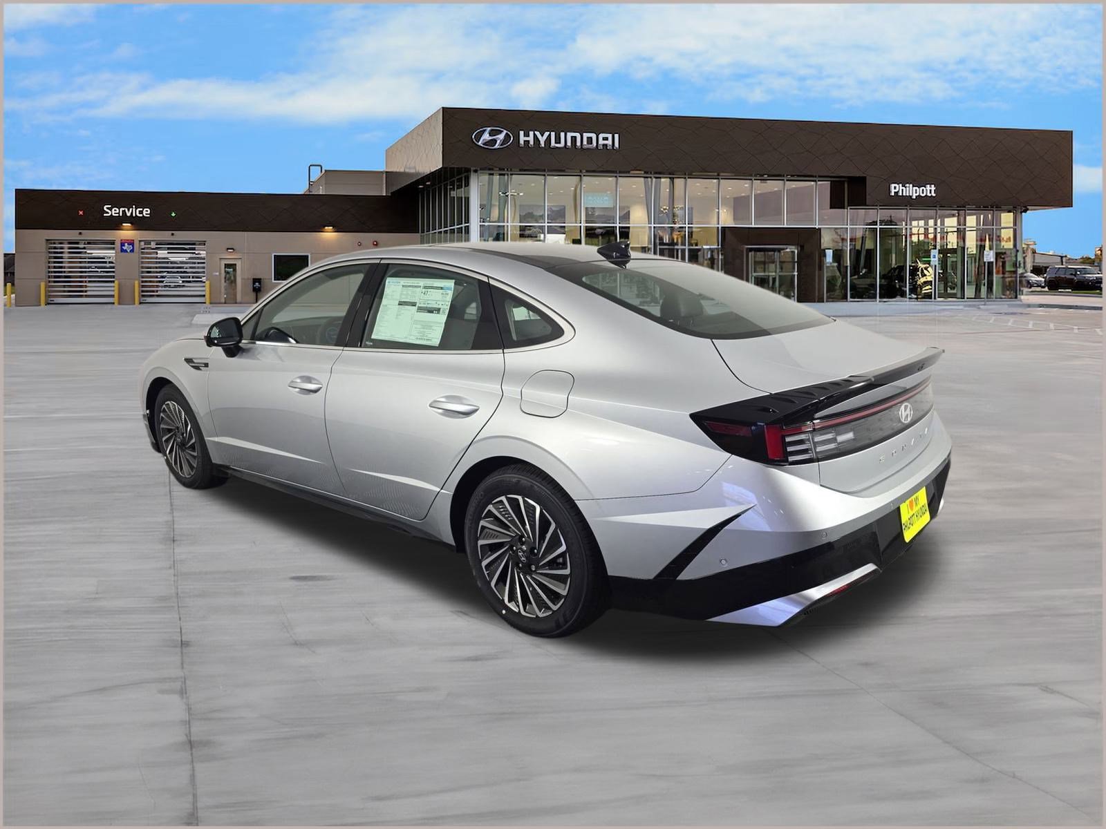 New 2025 Hyundai Sonata Limited image 3