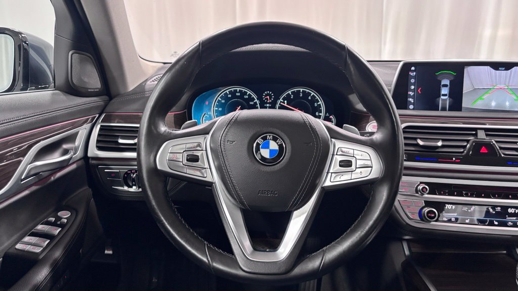 Used 2018 BMW 740i xDrive AWD/4WD image 13