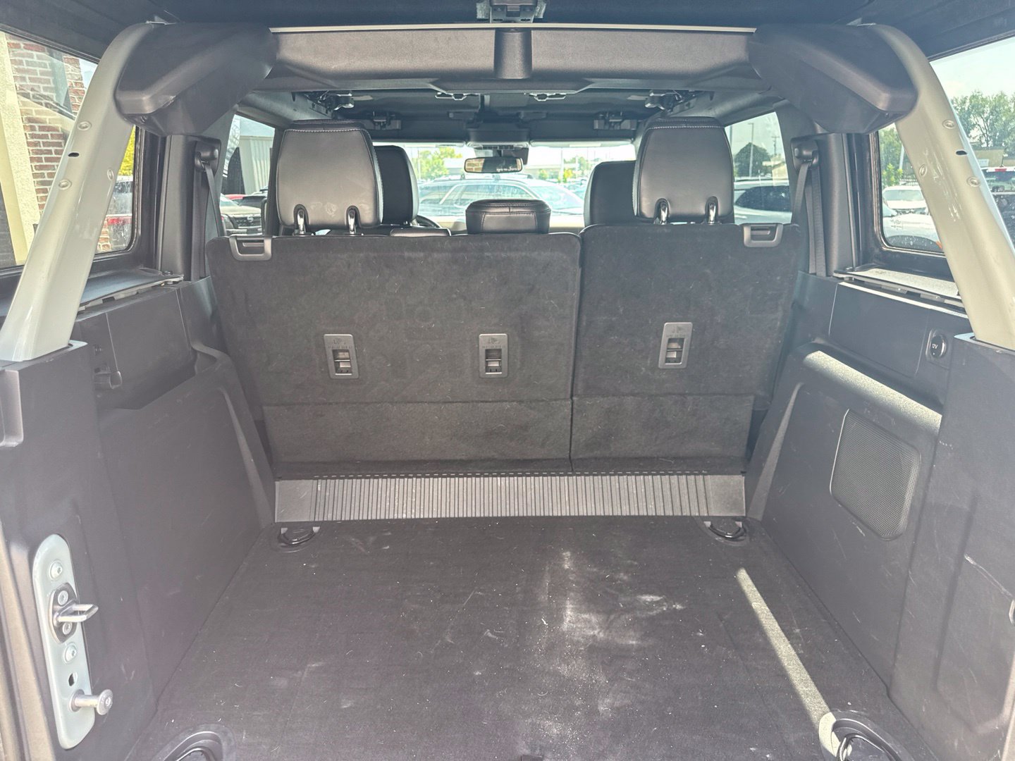 Used 2024 Ford Bronco Wildtrak AWD/4WD image 14