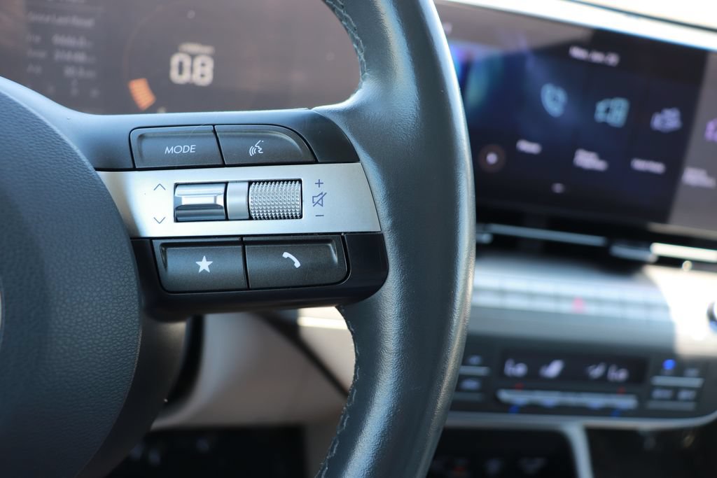 Used 2024 Hyundai Kona SEL FWD image 19