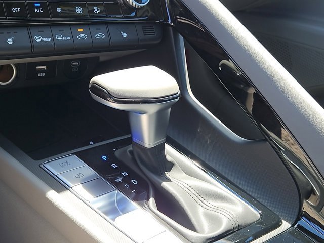 Certified 2025 Hyundai Elantra SEL image 27
