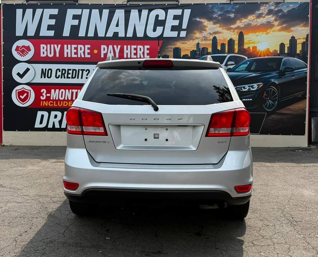 Used 2013 Dodge Journey SXT w/ Flexible Seating Group FWD image 30