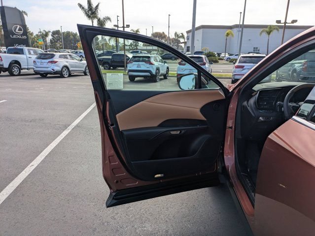 Used 2025 Lexus RX 350 Premium w/ Convenience Package FWD image 13