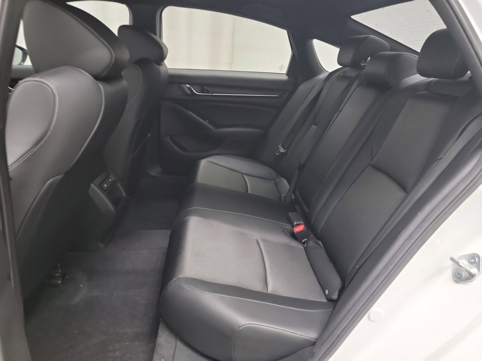 Certified 2022 Honda Accord Sport image 28