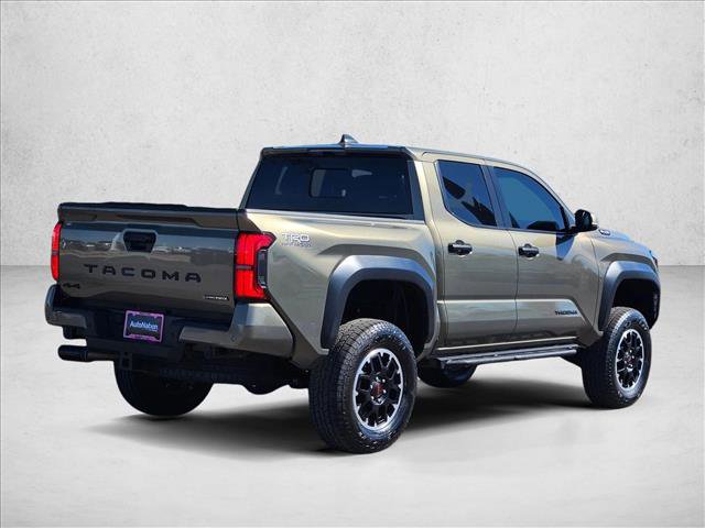 Used 2025 Toyota Tacoma TRD Off-Road w/ TRD Off Road Upgrade Package AWD/4WD image 5